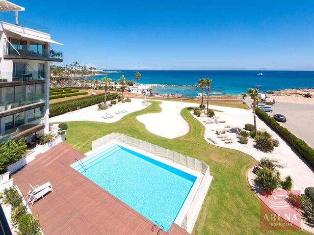 Seafront Apartment in Protaras – photo 8