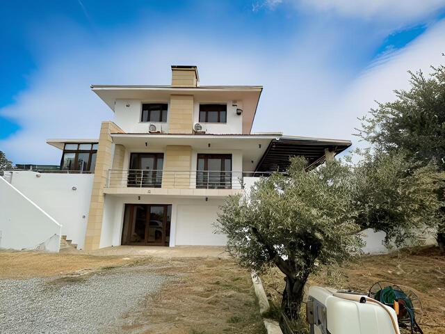 detachedHouse-1-4-BED-VILLA-FOR-SALE-IN-AGIA-THEKLA-9489-42.jpeg
