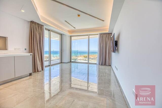 apartment-3-seafront-apartment-in-ayia-napa-6226-1.jpg