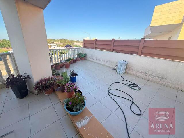 apartment-69fde98bf1461.jpg