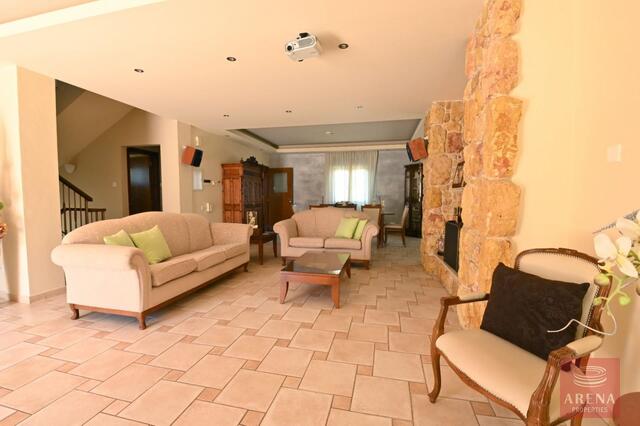 detachedHouse-3-BED-VILLA-IN-PARALIMNI-6883-1.jpg