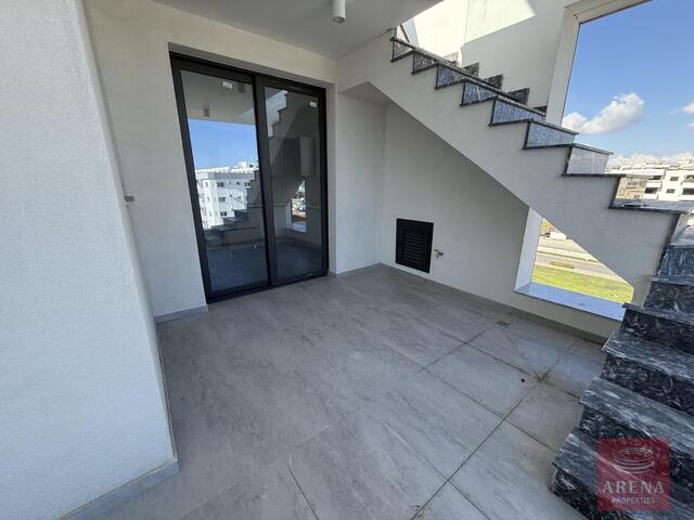 penthouse-APARTMENT-501-id-9163-14.jpg