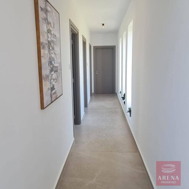 Luxury 3-Bedroom Villa for Sale in Pervolia – photo 14