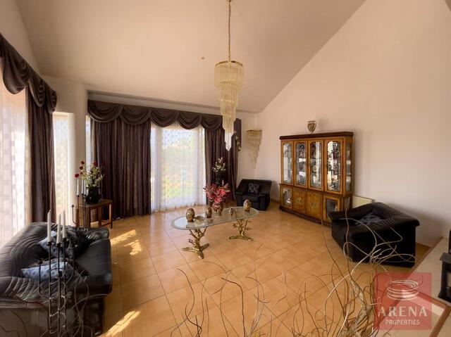 Luxury 6 Bed-Villa For Sale In Ayia Napa – photo 21