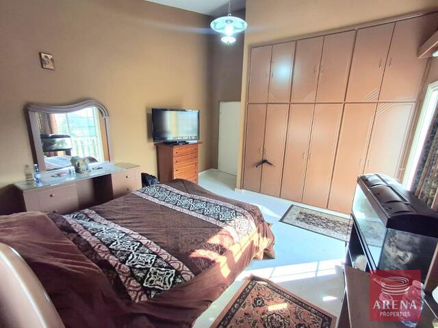 detachedHouse-38-5-BED-VILLA-LIVADIA-9182-6.jpg