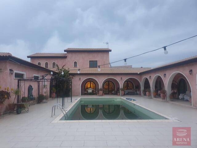 detachedHouse-6989f31b627ed-1.jpg