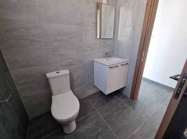Top Floor Apartment For Sale In Larnaca – photo 19