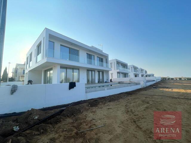 detachedHouse-1-SEAFRONT-VILLA-IN-AYIA-TRIADA-6597.jpeg