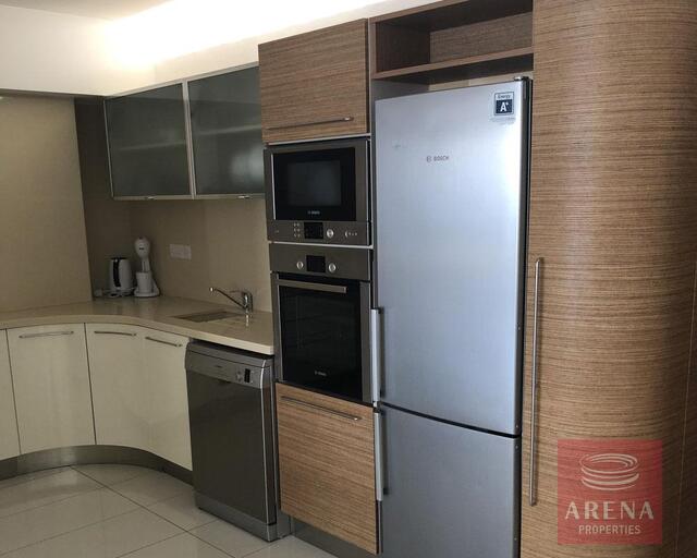 apartment-69f8d53b0f88d-4.jpg