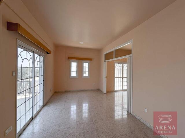 Spacious 3-Bed Detached Home in Ormideia – photo 3