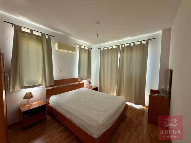 detachedHouse-6a6c980332e9c-4.jpg