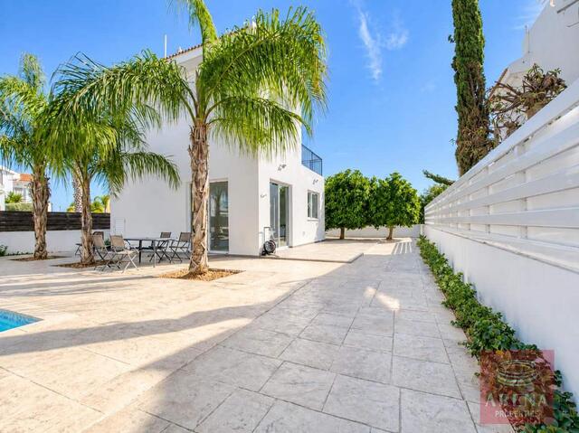 Villa For Sale In Ayia Thekla – photo 7