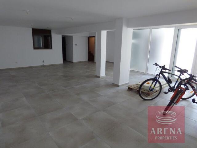 detachedHouse-4-5-BED-HOUSE-IN-ARADIPPOU-6180.jpg