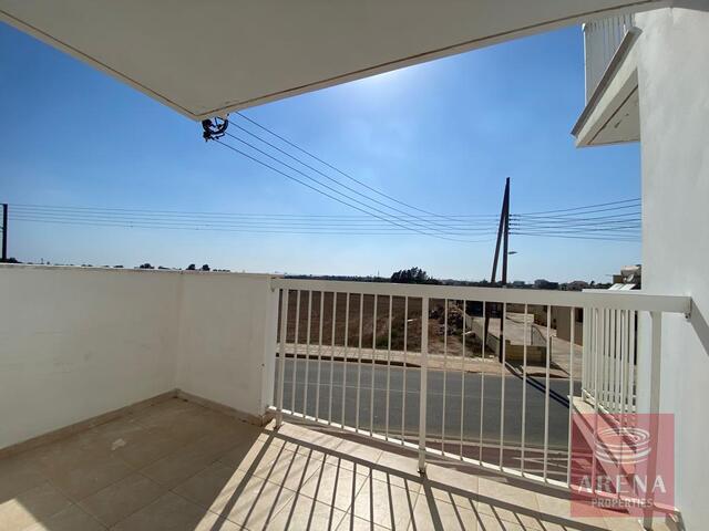 Spacious 3-Bedroom Apartment for sale in Sotira – photo 4