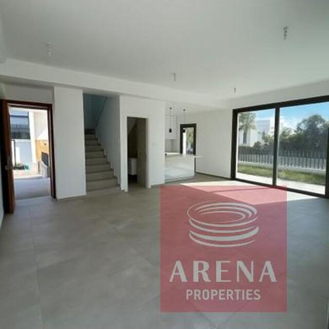 VILLA FOR SALE IN PROTARAS – photo 8