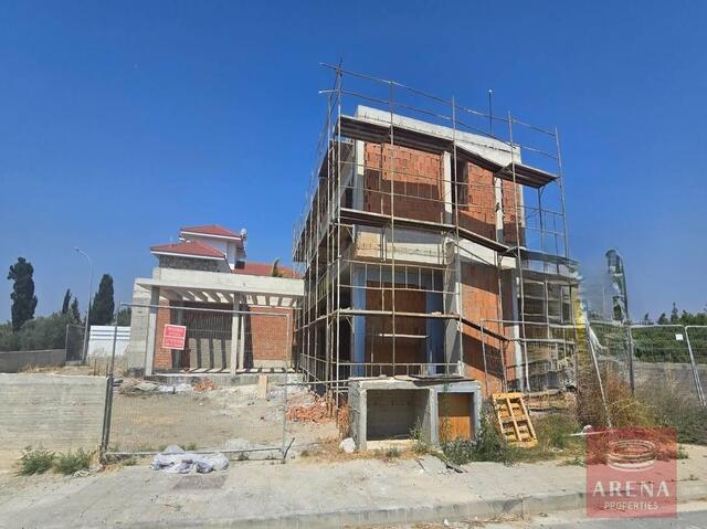 detachedHouse-6a58a0ac45026-1.jpg