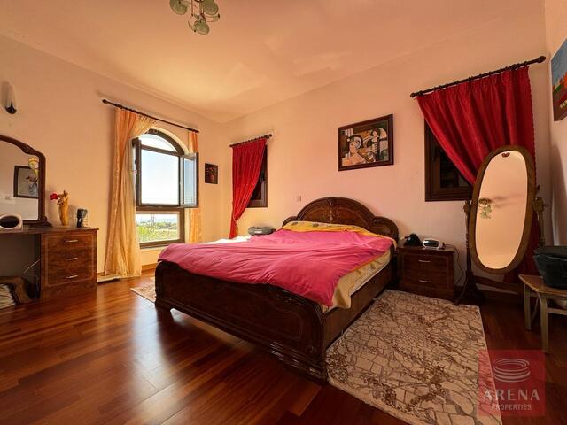 detachedHouse-6a461f696f15a-5.jpg