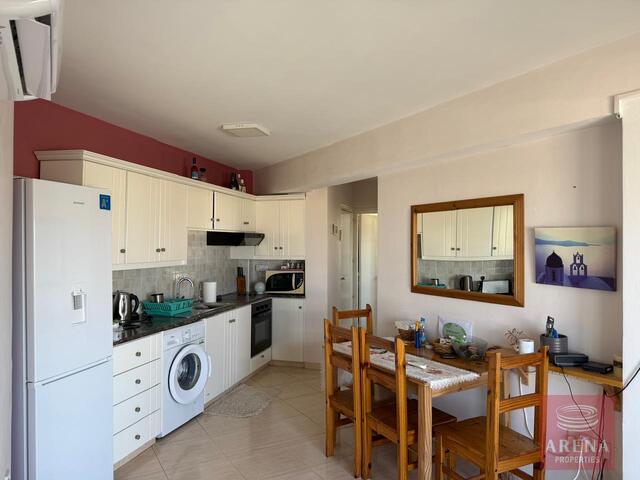 Apartment with Huge Veranda & Sea Views – photo 5