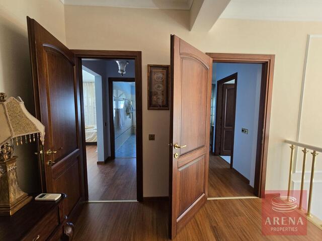 detachedHouse-11-4-BED-VILLA-CAPE-GRECO-8275-1.jpg