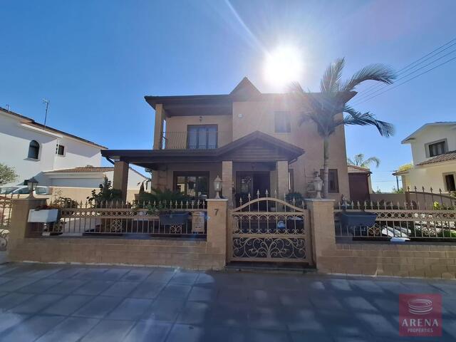 detachedHouse-1-5-BED-VILLA-ALETHRIKO-10364-1.jpg