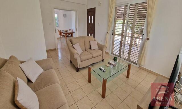3-Bedroom Sea-View Detached House for Rent in Paralimni – photo 13