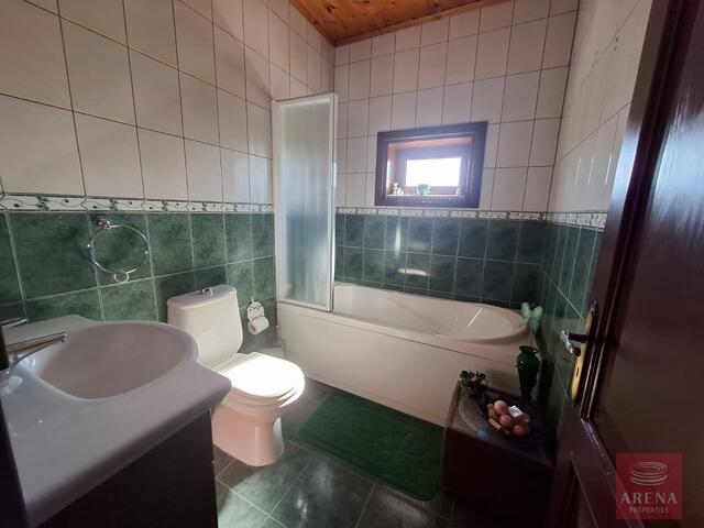 detachedHouse-1-5-BED-VILLA-ALETHRIKO-10364-18.jpg