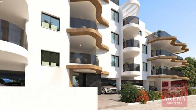 realEstateForBusiness-7-BUILDING-IN-LIVADIA-7660-1.jpg