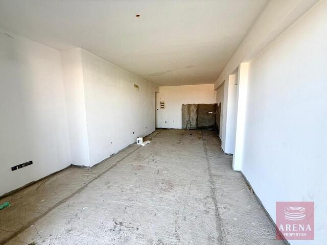Charming 2-Bed Apartment in Kiti – photo 11