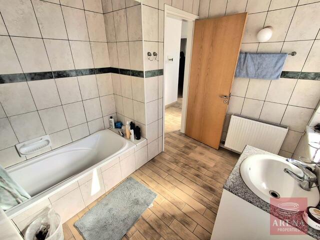 detachedHouse-36-7-BED-VILLA-KALAVASSOS-9083.jpg