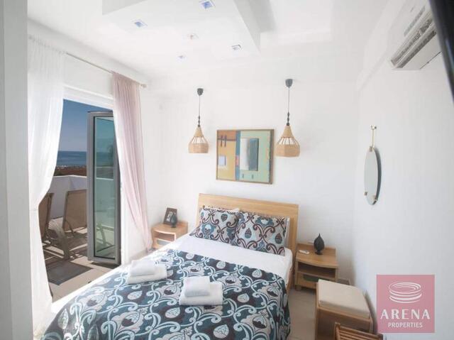 Stunning Seafront Villa with Panoramic Sea Views|Ayia Thekla – photo 19