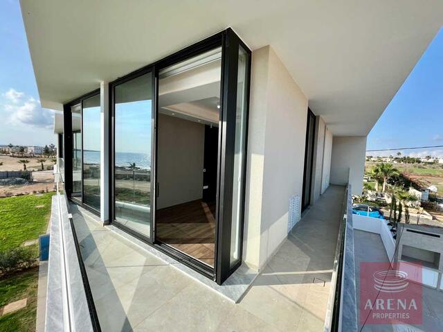 detachedHouse-22-1-luxury-villa-in-ayia-thekla-6154.jpg