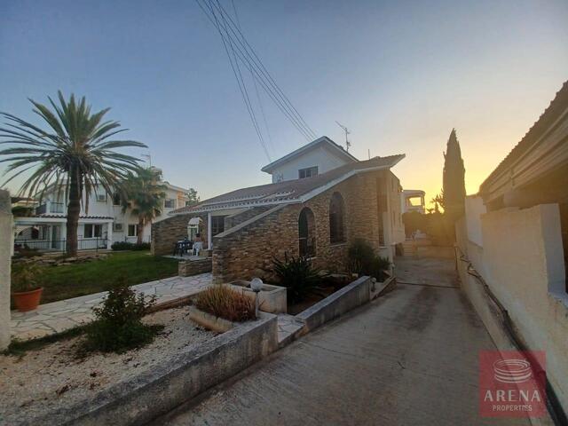 detachedHouse-2-3-BED-VILLA-IN-PYLA-7456.jpg