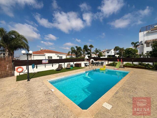 Beautiful 2-Bedroom Villa with Private Swimming Pool in Ayia Thekla – photo 6