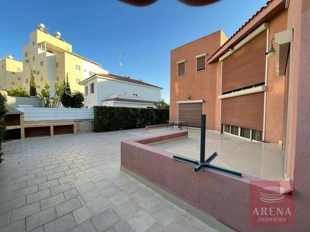 detachedHouse-4-4-bed-house-in-Sotiros-6363.jpg