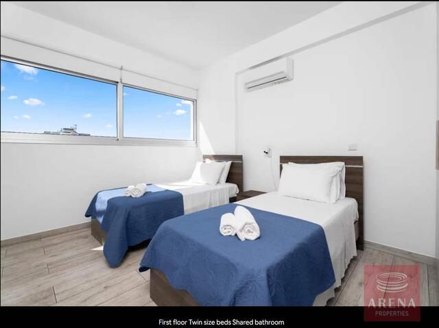 detachedHouse-6a57739a79138-1.jpg