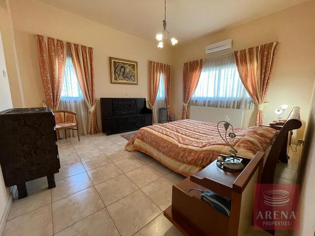 detachedHouse-23-4-bed-house-in-Sotiros-6363.jpg