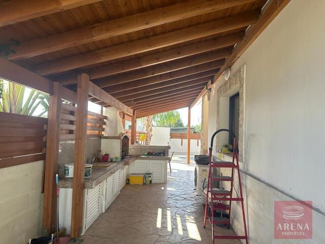 detachedHouse-8-3-bed-villa-inFrenaros-7948.jpg