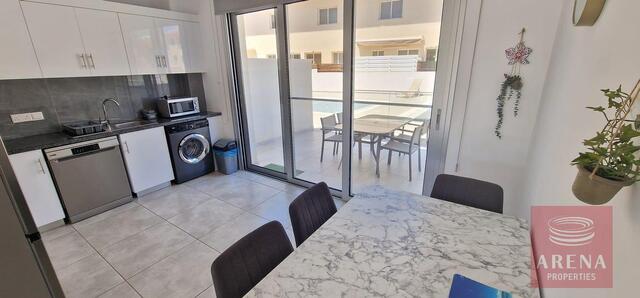 detachedHouse-69fb77551f26b-1.jpg