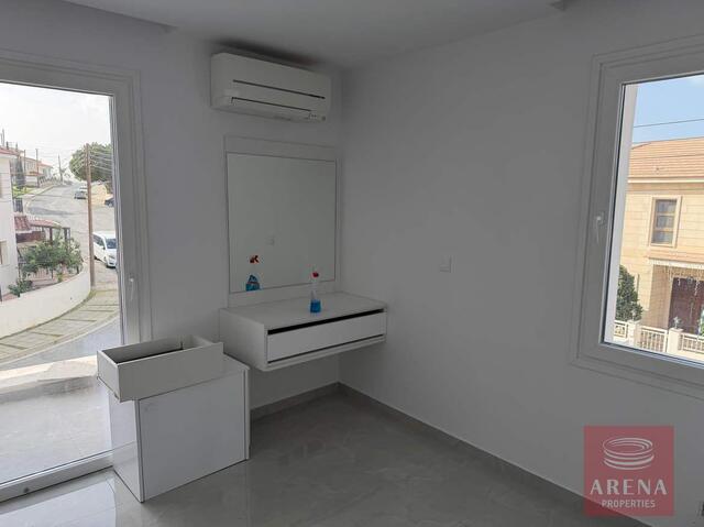 detachedHouse-69fdc49e51560-2.jpg
