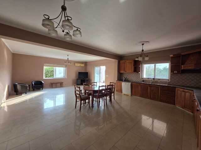 4 Bed Villa in Kiti – photo 18