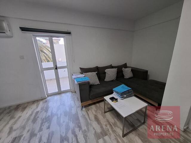 realEstateForBusiness-69b3f34c6f808-2.jpg