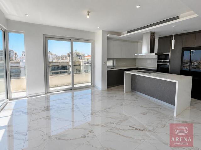 apartment-6a33d129abc41-1.jpg