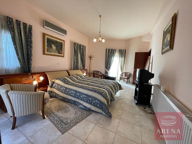 detachedHouse-29-4-bed-house-in-Sotiros-6363.jpg