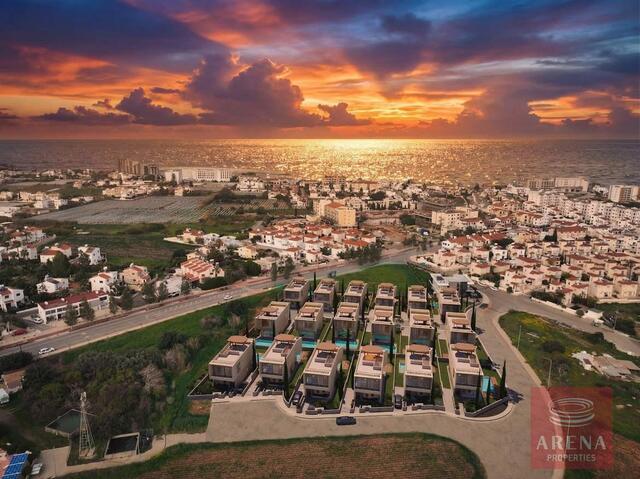 Luxury Villas For Sale In Pernera – photo 17