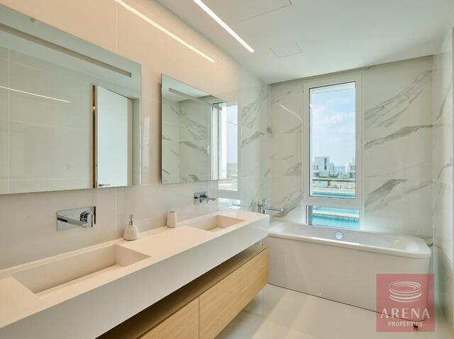 detachedHouse-69f31a1fdb4e1-1.jpg