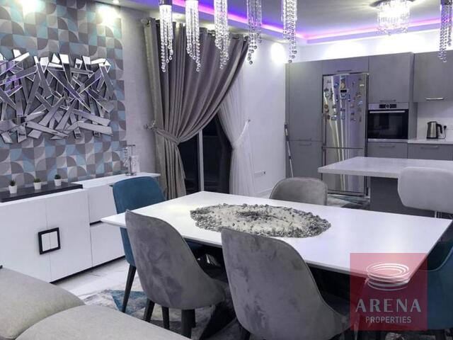 apartment-9-3-bed-apt-in-drosia-6966-2.jpg