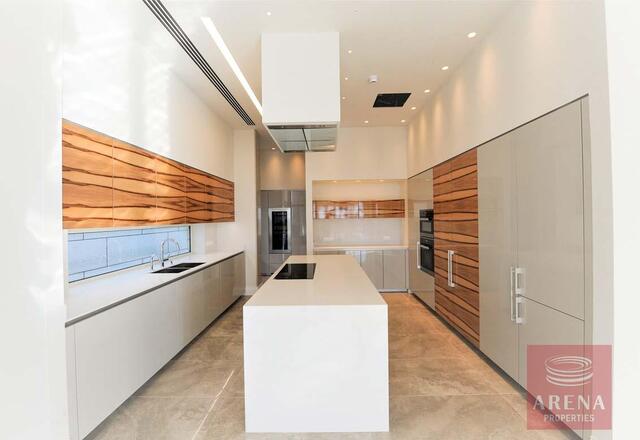 5 Bed Villa in Pervolia – photo 12