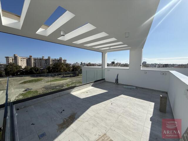 penthouse-APARTMENT-501-id-9163-15.jpg