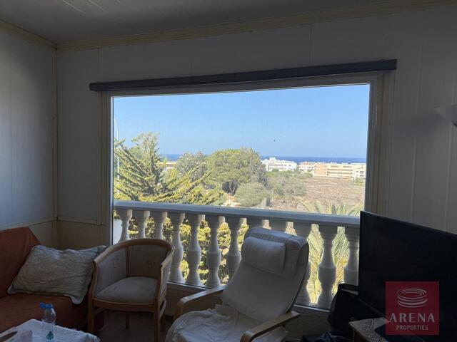 Apartment with Huge Veranda & Sea Views – photo 1