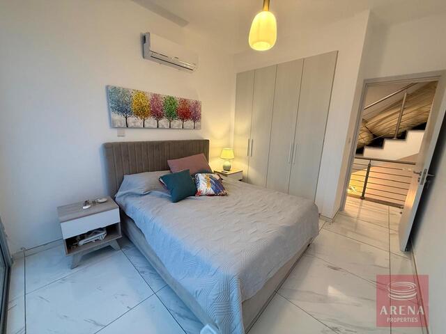detachedHouse-69ca52dd97e5b.jpg